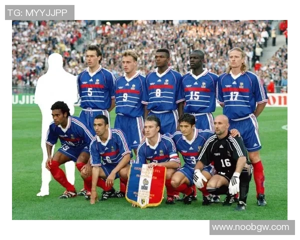 1998年法国世界杯足球明星球员表现回顾与精彩瞬间分析