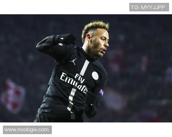 全球足坛顶级球星盘点,梅西C罗内马尔等传奇人物的辉煌历程 全球足坛顶级球星盘点,梅西C罗内马尔等传奇人物的辉煌历程