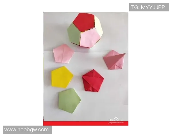 折纸足球球星制作教程 教你一步步折出经典球员造型