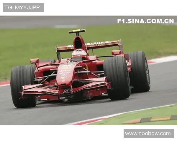 法拉利与足球巨星的深厚情缘探索与跨界合作历程